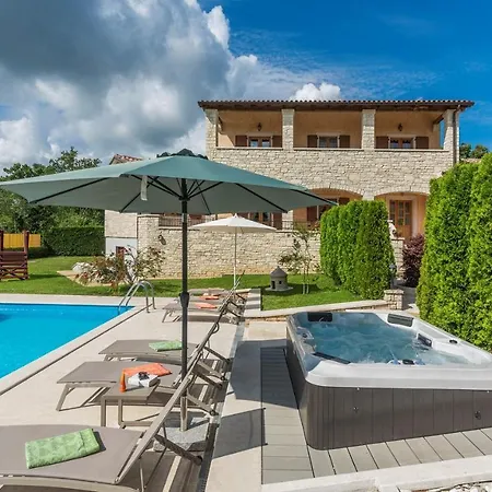 Villa Vernier With Private Pool And Jacuzzi