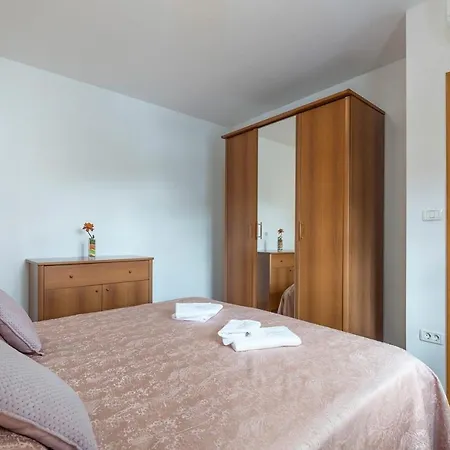 Vernier With Private Pool And Jacuzzi Kringa