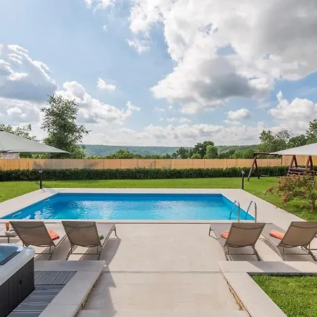 Villa Vernier With Private Pool And Jacuzzi Kringa