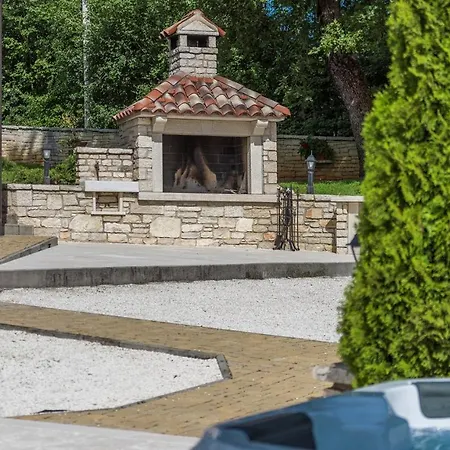 Villa Vernier With Private Pool And Jacuzzi *