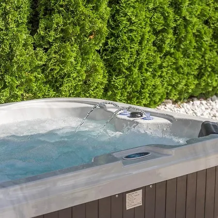 Villa Vernier With Private Pool And Jacuzzi *