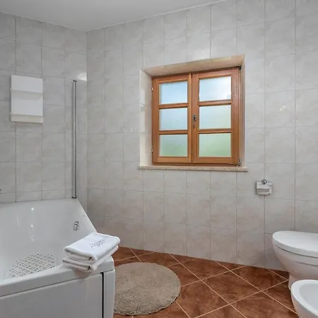 Villa Vernier With Private Pool And Jacuzzi *