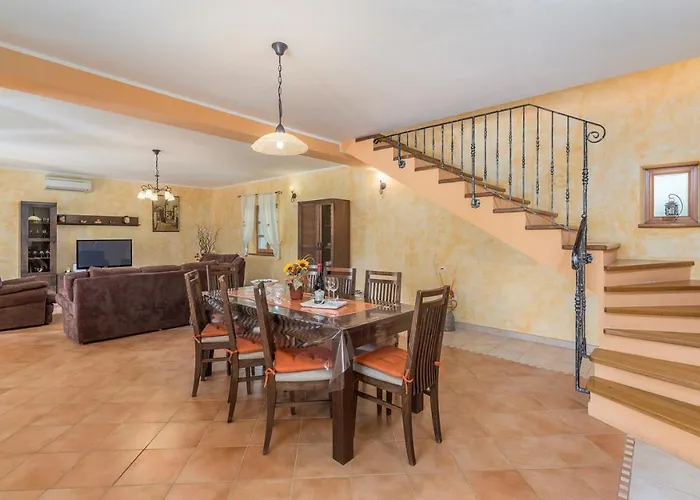 Vernier With Private Pool And Jacuzzi * Kringa