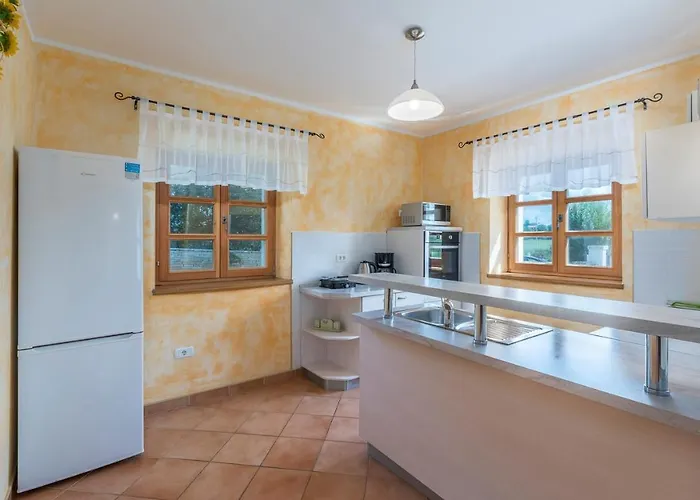 Vila Vernier With Private Pool And Jacuzzi